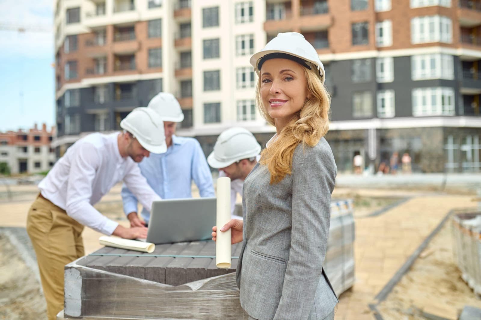 Construction management vs construction marketing explained for Australian builders and tradies